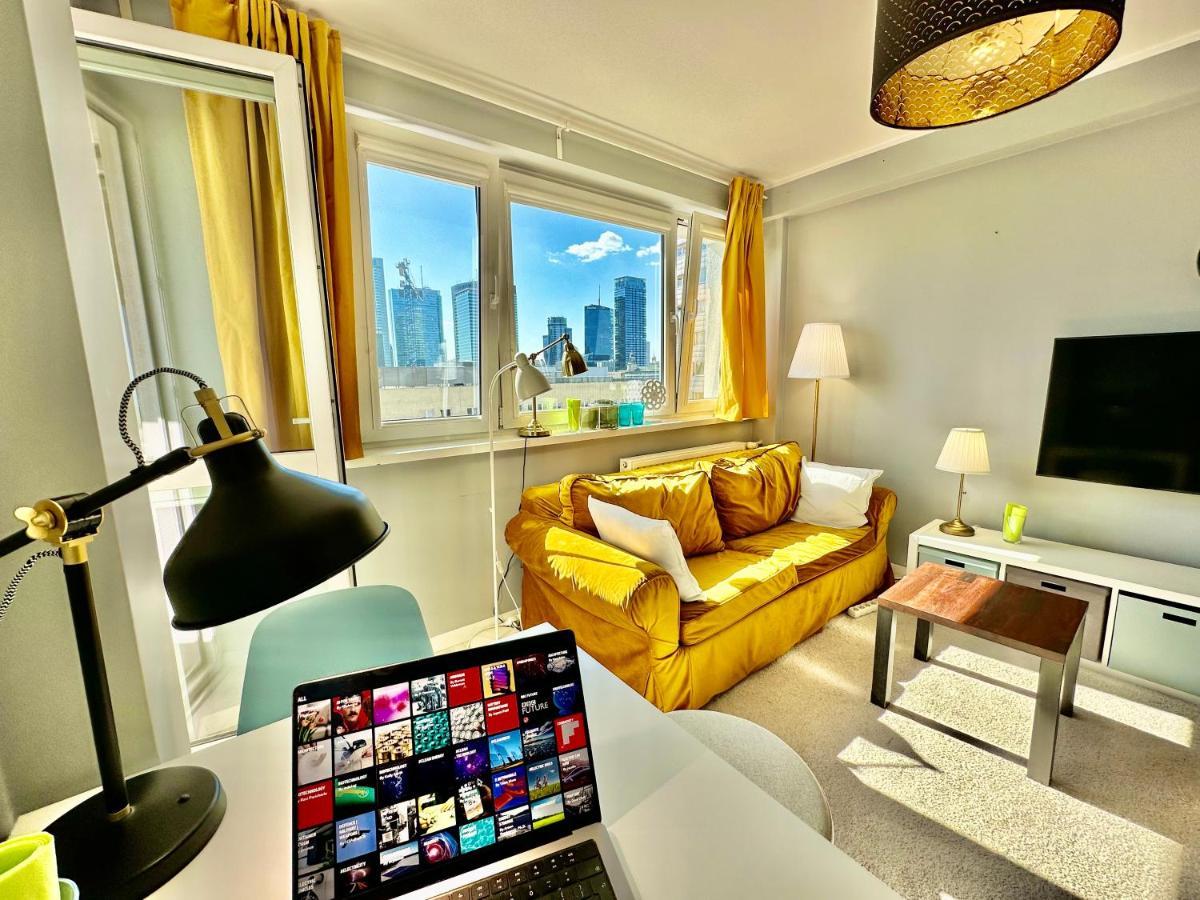 Gold 2 King Size Bed, Metro X2 Free Wifi, 50'Tv Netflix, Hbo, Appletv+ Apartment Warsaw Luaran gambar