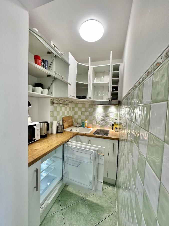 Gold 2 King Size Bed, Metro X2 Free Wifi, 50'Tv Netflix, Hbo, Appletv+ Apartment Warsaw Luaran gambar